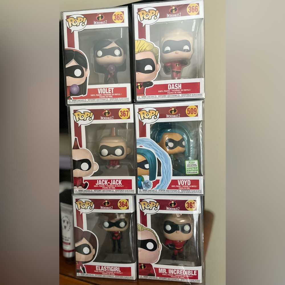 Funko pop incredibles 2.   All 6 sold together never opened. Collectible
